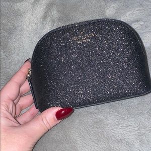 ✨Kate Spade Makeup Pouch✨